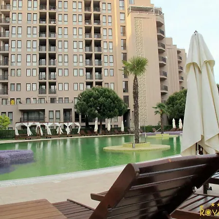 Royal Lägenhet *