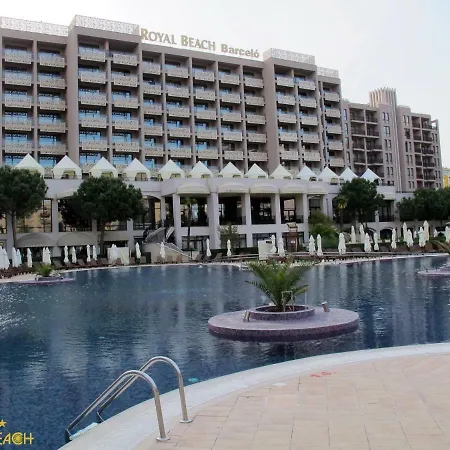 Royal ساني بيتش