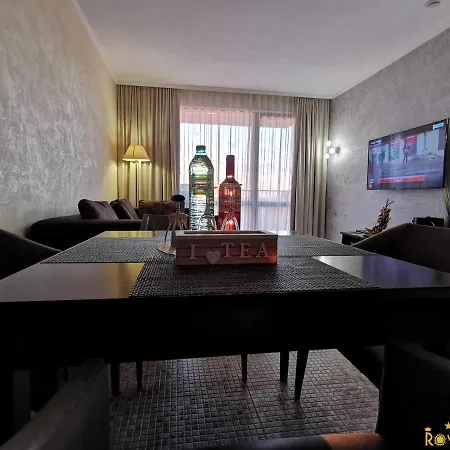 Royal * ساني بيتش